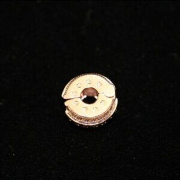 NEW Pandora Logo Clip Bracelet Charm - Picture 5 of 5